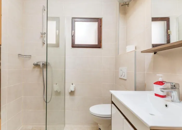 Apartament Manda *